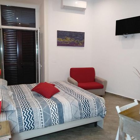 B&B Da Ary Colorful Rooms 나폴리 외부 사진