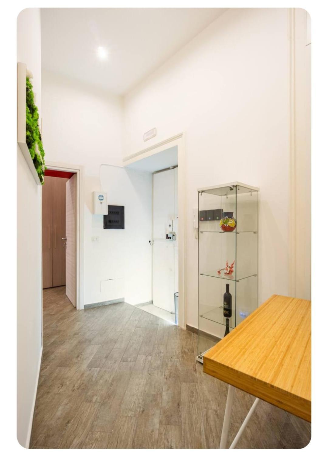 B&B Da Ary Colorful Rooms 나폴리 외부 사진